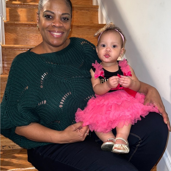 It’s For The Little Divas, jewelry and bags all the accessories you need show!!👛 - Picture 10 of 16